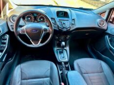 FORD FIESTA TITANIUM PLUS 1.6 16V FLEX AUT 2017/2017 SÉTIMA VEÍCULOS GUAPORÉ / Carros no Vale