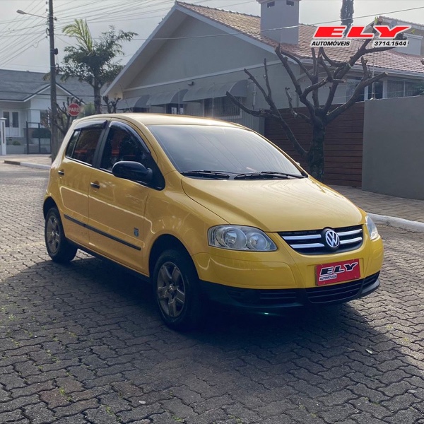 VOLKSWAGEN FOX 1.0 MI ROUTE 8V 2008/2008 ELY AUTOMÓVEIS LAJEADO / Carros no Vale