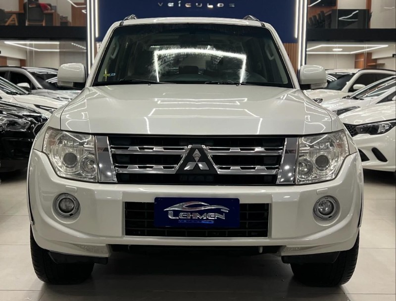 MITSUBISHI PAJERO FULL 2014/2014 LEHMEN VEÍCULOS VENÂNCIO AIRES / Carros no Vale