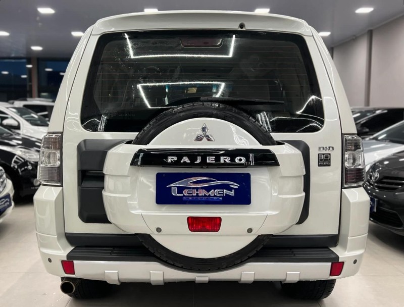 MITSUBISHI PAJERO FULL 2014/2014 LEHMEN VEÍCULOS VENÂNCIO AIRES / Carros no Vale