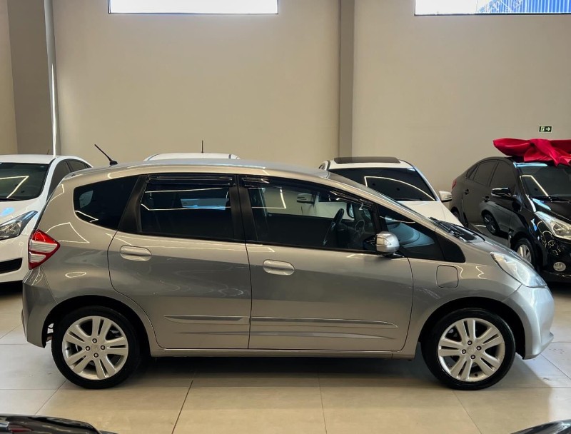 HONDA FIT 1.5 EX 2013/2013 LEHMEN VEÍCULOS VENÂNCIO AIRES / Carros no Vale