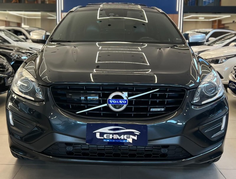 VOLVO XC60 2.0 T6 R DESIGN TURBO 2015/2015 LEHMEN VEÍCULOS VENÂNCIO AIRES / Carros no Vale