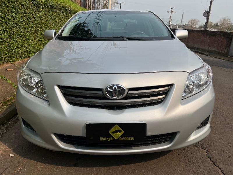 TOYOTA COROLLA XLI 1.8 2010/2011 ESTAÇÃO DO CARRO ESTRELA / Carros no Vale