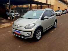 VOLKSWAGEN UP! CROSS I MOTION 1.0 T 12V 2015/2016 CRUZEIRO MULTIMARCAS CRUZEIRO DO SUL / Carros no Vale