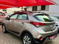 HYUNDAI HB20X 1.6 STYLE 16V 2016/2017 JM AUTOMÓVEIS VENÂNCIO AIRES / Carros no Vale