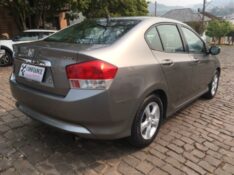 HONDA CITY SEDAN EX 1.5 FLEX 16V 4P AUT. 2011/2011 COMPLETO VEÍCULOS GUAPORÉ / Carros no Vale