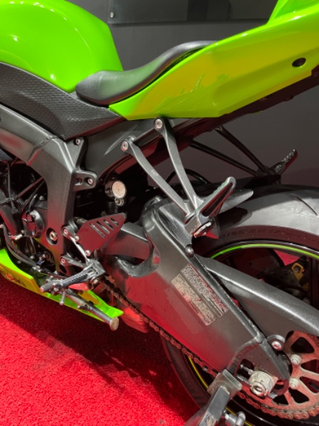 KAWASAKI NINJA ZX 6R 2012/2012 EXCLUSIVO VEÍCULOS SANTA CRUZ DO SUL / Carros no Vale