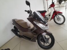 HONDA MOTOS PCX 150 /2017 JASER MOTOS LAJEADO / Carros no Vale