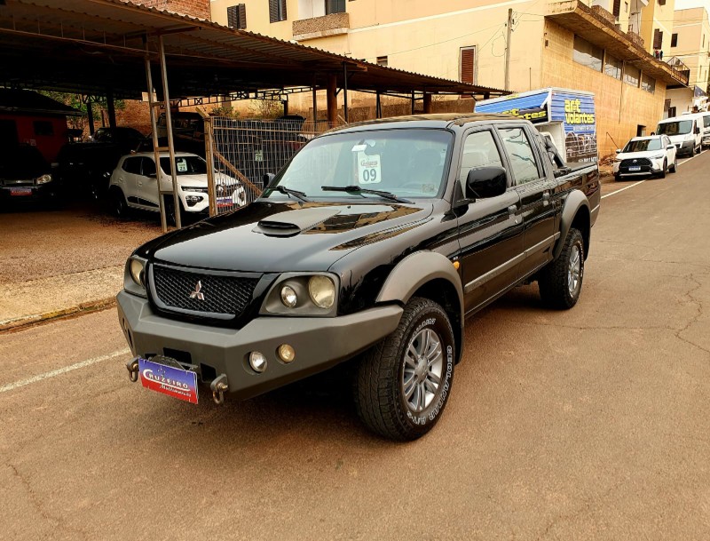 MITSUBISHI L200 2.5 GLS 4X4 CD 8V TURBO 2008/2009 CRUZEIRO MULTIMARCAS CRUZEIRO DO SUL / Carros no Vale