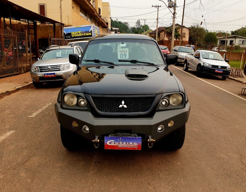 MITSUBISHI L200 2.5 GLS 4X4 CD 8V TURBO 2008/2009 CRUZEIRO MULTIMARCAS CRUZEIRO DO SUL / Carros no Vale