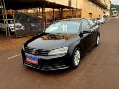 VOLKSWAGEN JETTA 2.0 COMFORTLINE 2014/2015 CRUZEIRO MULTIMARCAS CRUZEIRO DO SUL / Carros no Vale