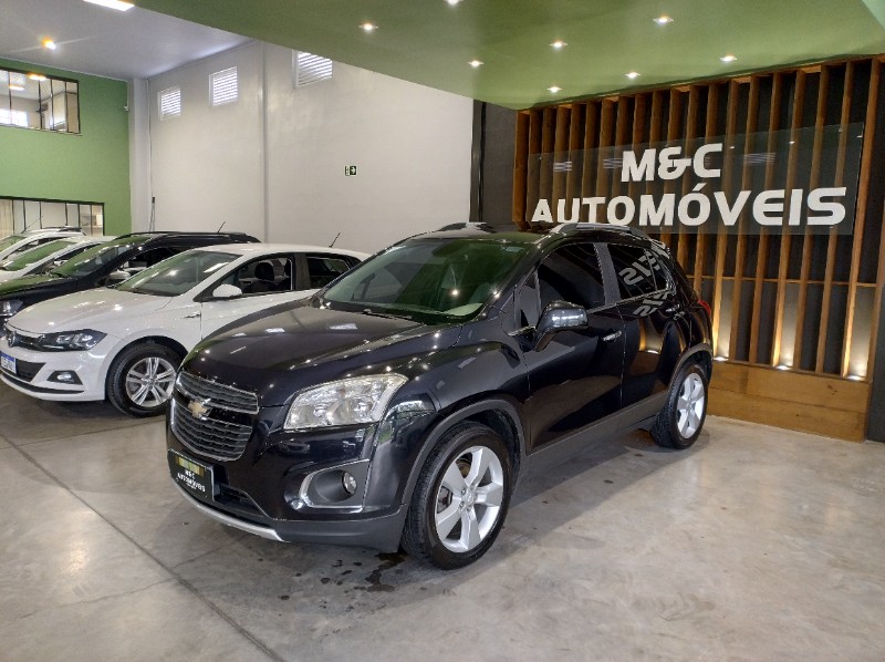 CHEVROLET TRACKER 1.8 LTZ 2014/2014 M&C AUTOMÓVEIS CAXIAS DO SUL / Carros no Vale