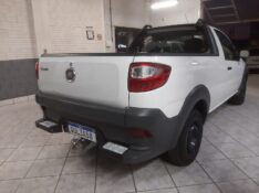 FIAT STRADA 1.4 HARD WORKING 2020 2019/2020 RENAUTO VEÍCULOS LAJEADO / Carros no Vale