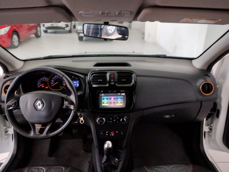 RENAULT SANDERO 1.6 STEPWAY 8V FLEX 4P MANUAL 2019/2019 TIAGO AUTOMÓVEIS VENÂNCIO AIRES / Carros no Vale