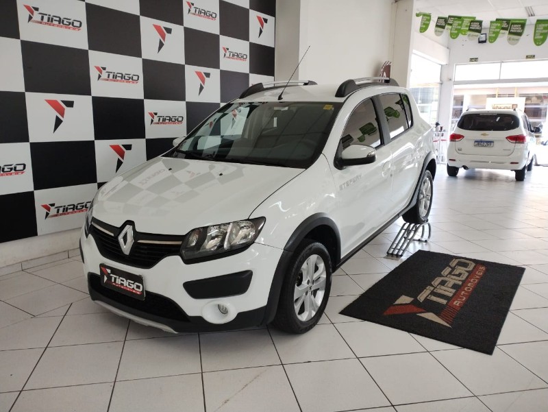 RENAULT SANDERO 1.6 STEPWAY 8V FLEX 4P MANUAL 2019/2019 TIAGO AUTOMÓVEIS VENÂNCIO AIRES / Carros no Vale