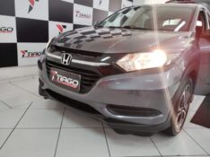 HONDA HR-V 1.8 LX 16V 2017/2017 TIAGO AUTOMÓVEIS VENÂNCIO AIRES / Carros no Vale