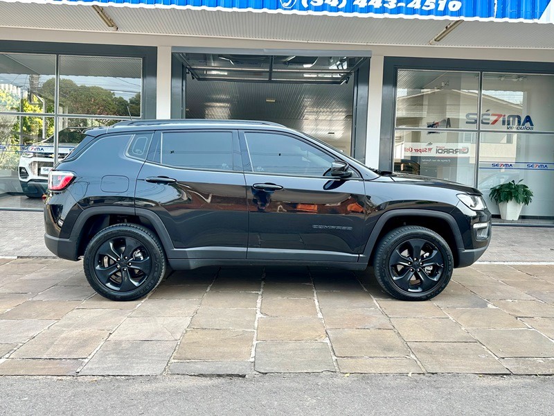 JEEP COMPASS NIGHT EAGLE 2.0 DIESEL 2018/2018 SÉTIMA VEÍCULOS GUAPORÉ / Carros no Vale