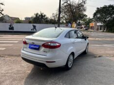 FORD FIESTA TIT./TIT.PLUS 1.6 16V FLEX AUT. 2017/2017 LS MULTIMARCAS VENÂNCIO AIRES / Carros no Vale