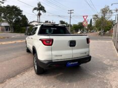 FIAT TORO 2.0 16V TURBO DIESEL VOLCANO 4WD AUTOMÁTICO 2018/2019 LS MULTIMARCAS VENÂNCIO AIRES / Carros no Vale