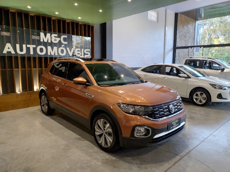 VOLKSWAGEN T-CROSS 1.4 HIGHLINE TSI 16V 2020 2019/2020 M&C AUTOMÓVEIS CAXIAS DO SUL / Carros no Vale