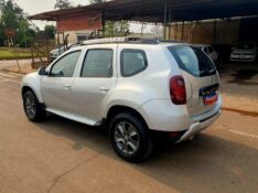 RENAULT DUSTER 1.6 DYNAMIQUE 2016/2016 CRUZEIRO MULTIMARCAS CRUZEIRO DO SUL / Carros no Vale