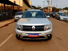 RENAULT DUSTER 1.6 DYNAMIQUE 2016/2016 CRUZEIRO MULTIMARCAS CRUZEIRO DO SUL / Carros no Vale