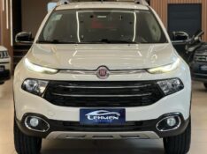 FIAT TORO 2.0 VOLCANO 4X4 2019/2019 LEHMEN VEÍCULOS VENÂNCIO AIRES / Carros no Vale