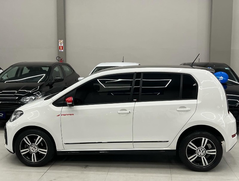 VOLKSWAGEN UP! 1.0 TSI PEPPER 12V 2018/2018 LEHMEN VEÍCULOS VENÂNCIO AIRES / Carros no Vale