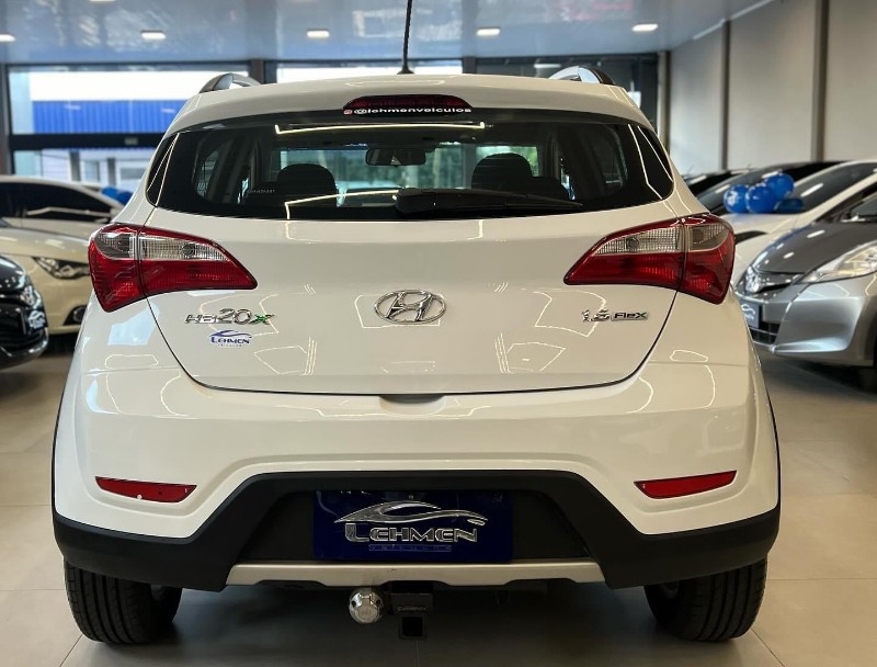 HYUNDAI HB20X 1.6 16V STYLE 2014/2015 LEHMEN VEÍCULOS VENÂNCIO AIRES / Carros no Vale