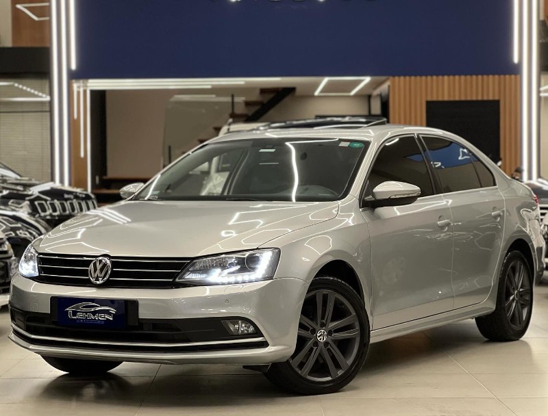 VOLKSWAGEN JETTA 2.0 TSI HIGHLINE 2016/2016 LEHMEN VEÍCULOS VENÂNCIO AIRES / Carros no Vale