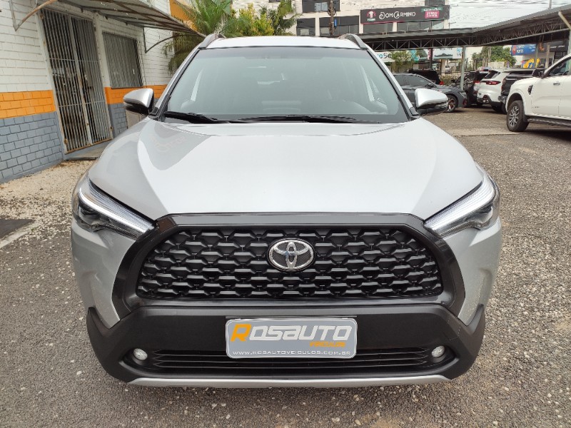 TOYOTA COROLLA CROSS XRE 2.0 16V FLEX AUT. 2022/2022 ROSAUTO VEÍCULOS VENÂNCIO AIRES / Carros no Vale