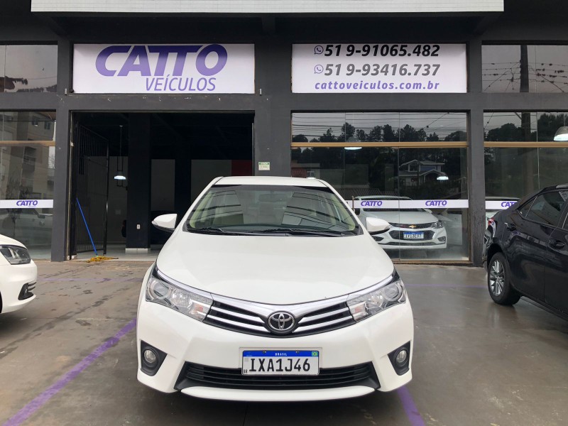 TOYOTA COROLLA ALTIS 2.0 16V 2015/2015 CATTO VEÍCULOS ARROIO DO MEIO / Carros no Vale