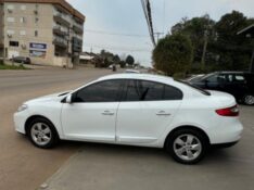 RENAULT FLUENCE 2.0 DYNAMIQUE 16V FLEX 4P AUTOMÁTICO 2012/2012 CATTO VEÍCULOS ARROIO DO MEIO / Carros no Vale