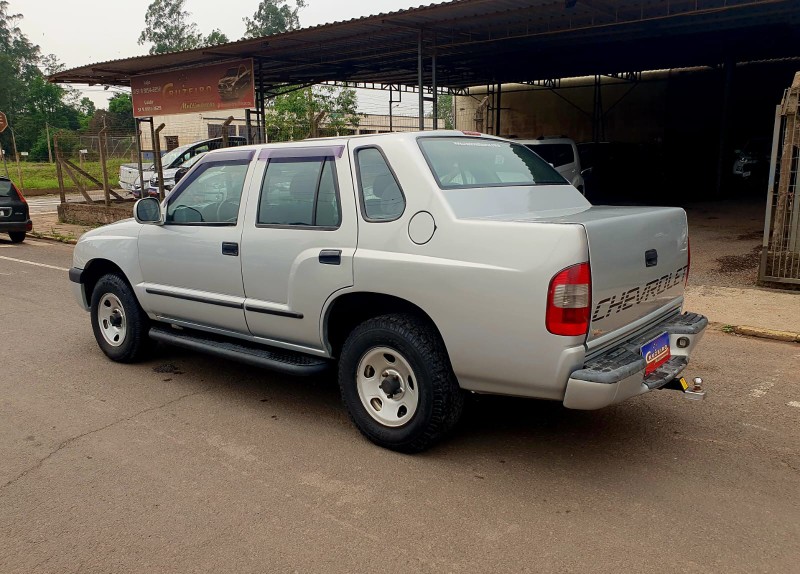 CHEVROLET S10 4X2 CABINE DUPLA 2.8 TURBO DIESEL 16V 2001/2001 CRUZEIRO MULTIMARCAS CRUZEIRO DO SUL / Carros no Vale