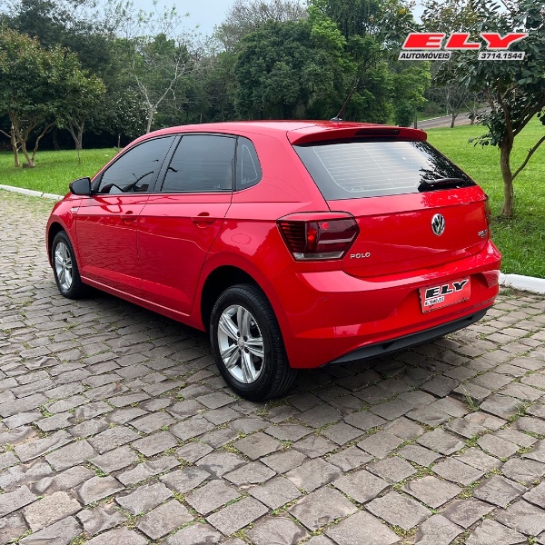 VOLKSWAGEN POLO 1.0 200 TSI COMFORTLINE AUTOMÁTICO 2018/2018 ELY AUTOMÓVEIS LAJEADO / Carros no Vale