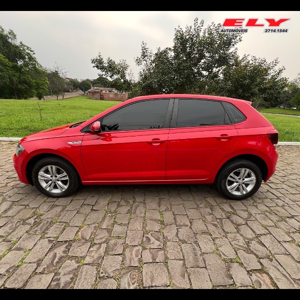 VOLKSWAGEN POLO 1.0 200 TSI COMFORTLINE AUTOMÁTICO 2018/2018 ELY AUTOMÓVEIS LAJEADO / Carros no Vale