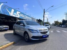 CHEVROLET PRISMA SED. LT 2015/2016 LS MULTIMARCAS VENÂNCIO AIRES / Carros no Vale