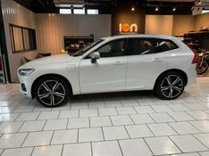 VOLVO XC60 2.0 T8 HYBRID R-DESIGN AWD GEARTRONIC 2018/2019 FÁBIO BERNARDES PORTO ALEGRE / Carros no Vale