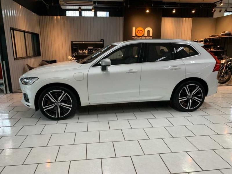 VOLVO XC60 2.0 T8 HYBRID R-DESIGN AWD GEARTRONIC 2018/2019 FÁBIO BERNARDES PORTO ALEGRE / Carros no Vale