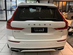 VOLVO XC60 2.0 T8 HYBRID R-DESIGN AWD GEARTRONIC 2018/2019 FÁBIO BERNARDES PORTO ALEGRE / Carros no Vale