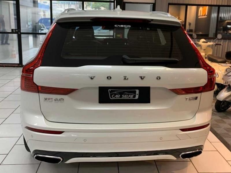 VOLVO XC60 2.0 T8 HYBRID R-DESIGN AWD GEARTRONIC 2018/2019 FÁBIO BERNARDES PORTO ALEGRE / Carros no Vale