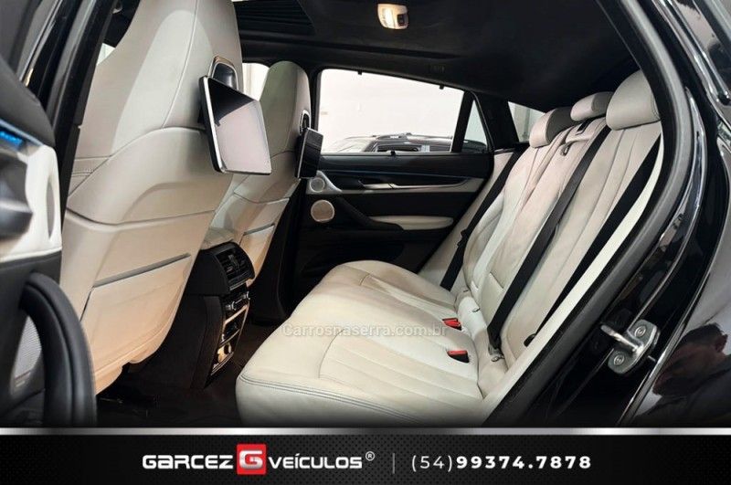 BMW X6 4.4 M 4X4 COUPÉ V8 32V BI-TURBO 2018/2018 GARCEZ VEÍCULOS BENTO GONÇALVES / Carros no Vale