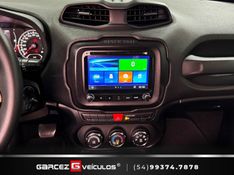 JEEP RENEGADE 1.8 16V 2016/2016 GARCEZ VEÍCULOS BENTO GONÇALVES / Carros no Vale