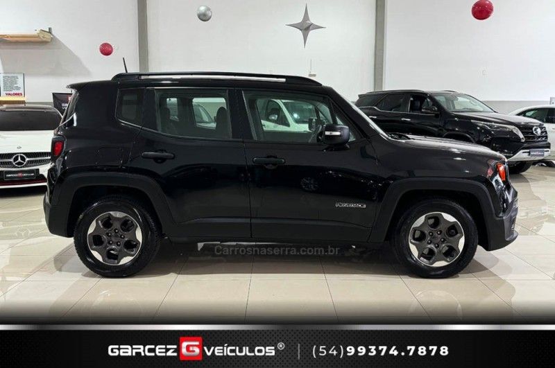 JEEP RENEGADE 1.8 16V 2016/2016 GARCEZ VEÍCULOS BENTO GONÇALVES / Carros no Vale