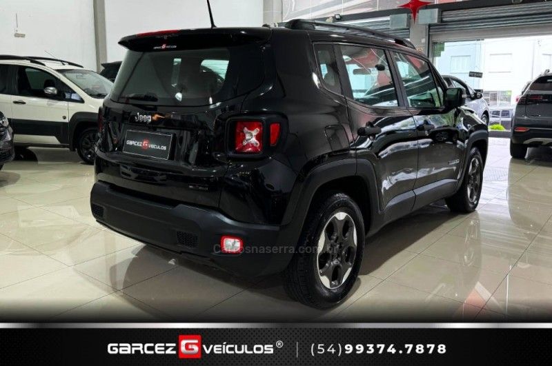 JEEP RENEGADE 1.8 16V 2016/2016 GARCEZ VEÍCULOS BENTO GONÇALVES / Carros no Vale