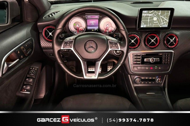 MERCEDES-BENZ A 250 2.0 SPORT TURBO AUTOMATIZADO 2014/2015 GARCEZ VEÍCULOS BENTO GONÇALVES / Carros no Vale