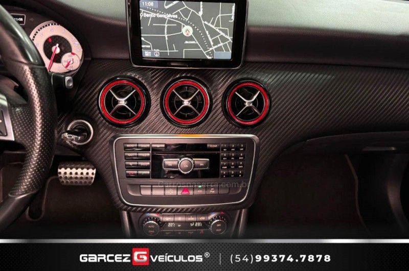 MERCEDES-BENZ A 250 2.0 SPORT TURBO AUTOMATIZADO 2014/2015 GARCEZ VEÍCULOS BENTO GONÇALVES / Carros no Vale