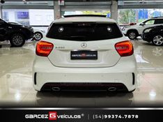 MERCEDES-BENZ A 250 2.0 SPORT TURBO AUTOMATIZADO 2014/2015 GARCEZ VEÍCULOS BENTO GONÇALVES / Carros no Vale