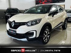 RENAULT CAPTUR 1.6 16V SCE ZEN 2017/2018 GARCEZ VEÍCULOS BENTO GONÇALVES / Carros no Vale