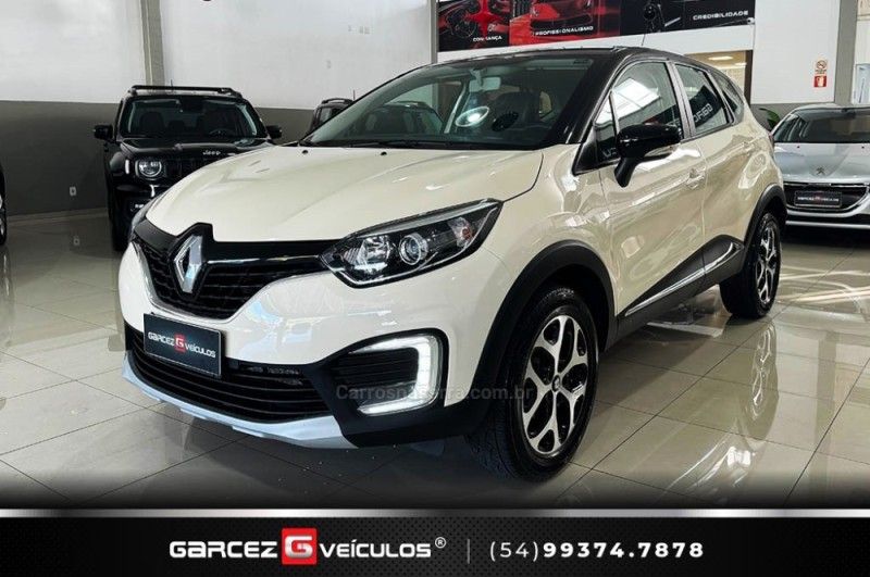 RENAULT CAPTUR 1.6 16V SCE ZEN 2017/2018 GARCEZ VEÍCULOS BENTO GONÇALVES / Carros no Vale